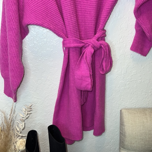 🏷️New PINK Sweater Dress💓 - Picture 3 of 5